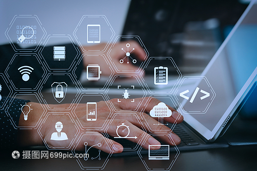 軟件開(kāi)發(fā)者的編碼工作與強(qiáng)化的現(xiàn)實(shí)儀表板計(jì)算機(jī)圖標(biāo)有關(guān)這些包括機(jī)敏的系統(tǒng)開(kāi)發(fā)代碼叉和網(wǎng)絡(luò)安全反應(yīng)的版本商人手與筆記本電腦一起工作